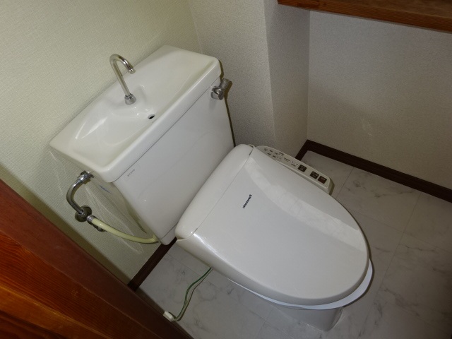 トイレ　ウォシュレット