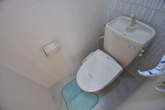トイレ　温水洗浄便座♪