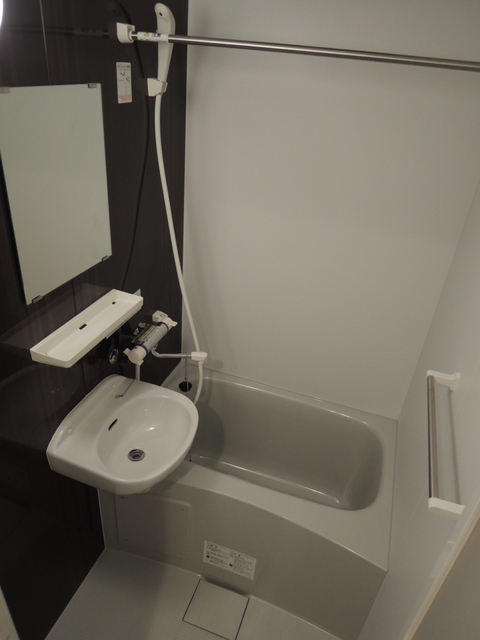 バス・シャワールーム　バスルーム