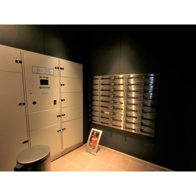 その他　宅配ボックス、メールボックス（2019.12撮影）