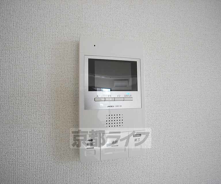 セキュリティ　部屋にいながら来訪者の顔を確認できます