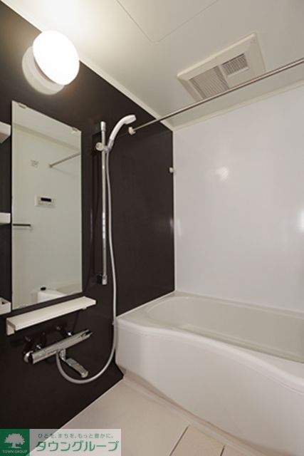 バス・シャワールーム　※写真は同タイプ住戸です。