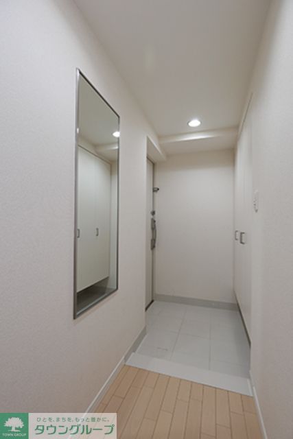 玄関　※写真は同タイプ住戸です。