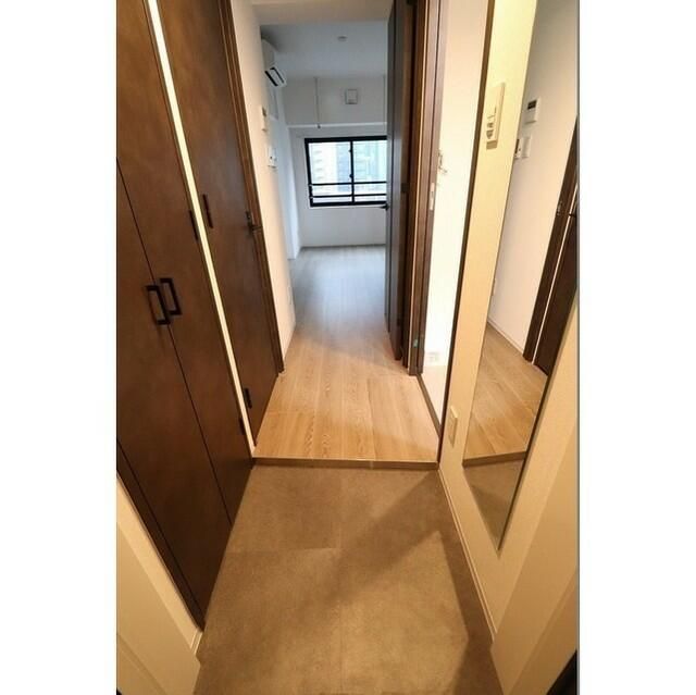 玄関　落ち着いた玄関です