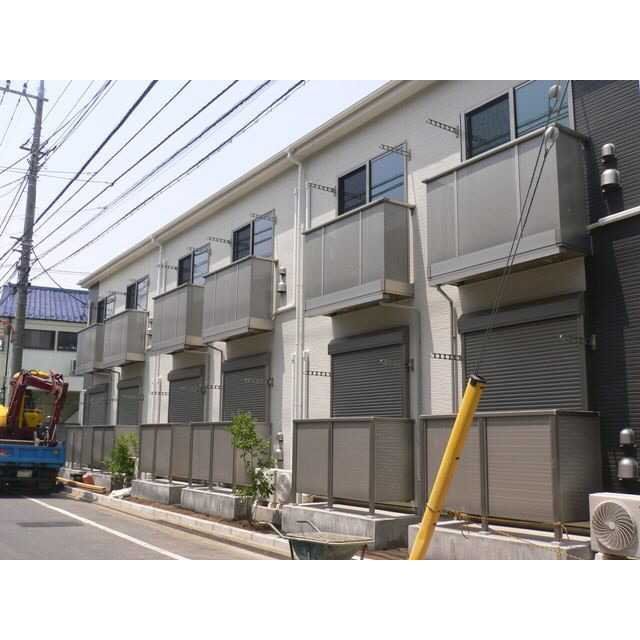 建物外観　脱衣所に独立洗面台を完備