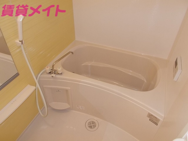 バス・シャワールーム　同タイプの写真です