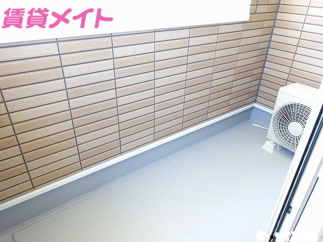 バルコニー　同タイプの写真です