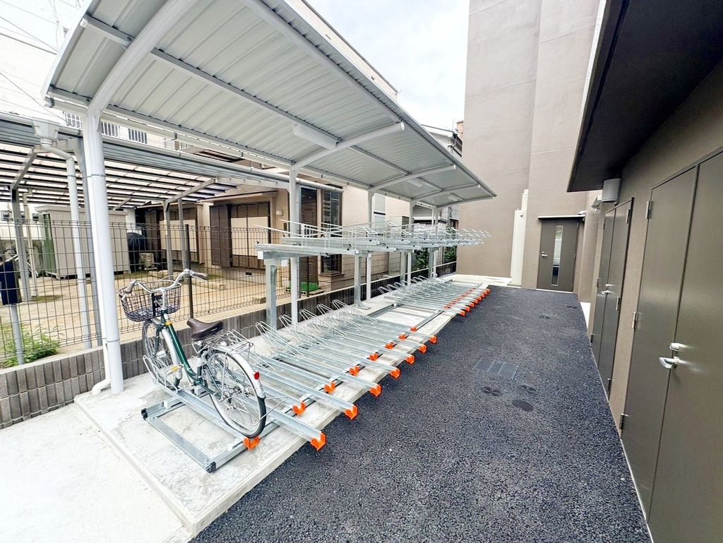 駐車場　駐輪場