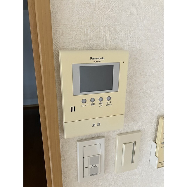 セキュリティ　同タイプの別部屋の写真です。