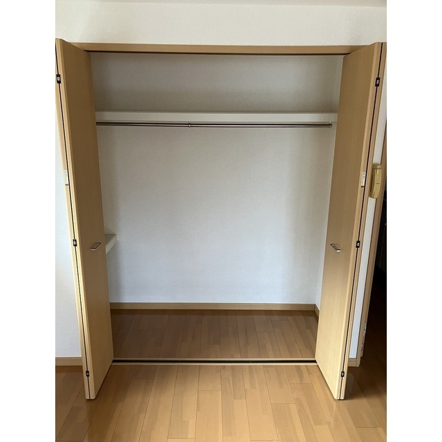 収納　同タイプの別部屋の写真です。