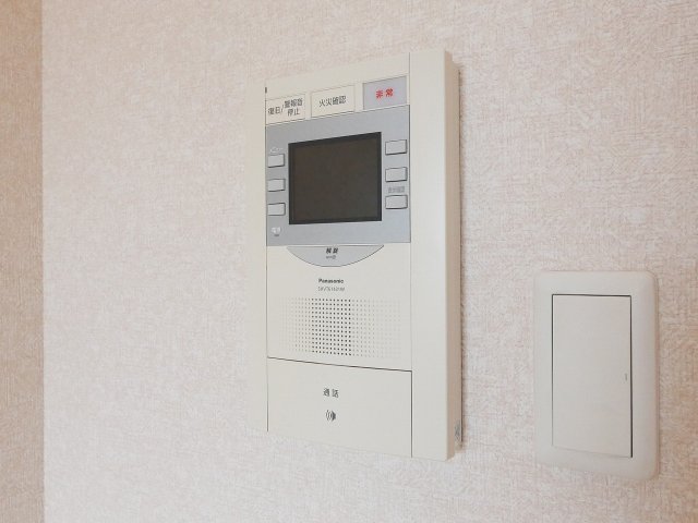 セキュリティ　別号室のものです。現状優先になります。