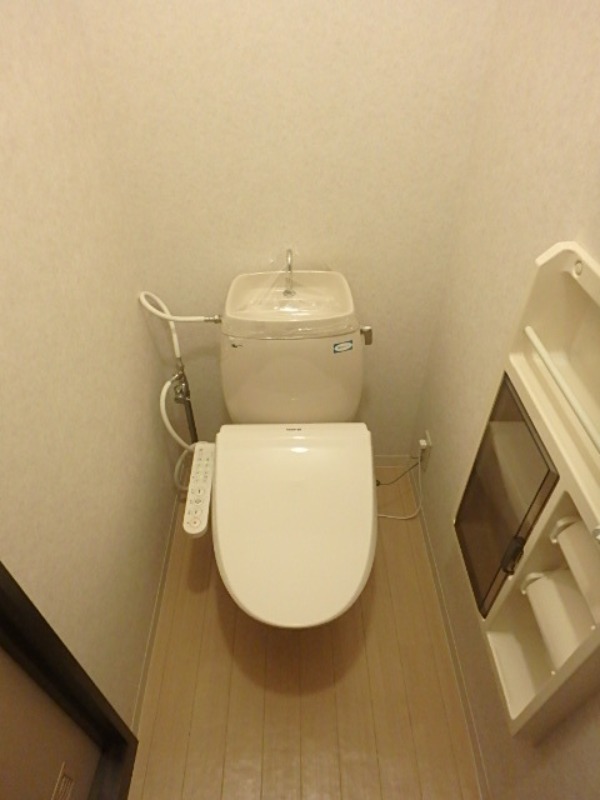 トイレ　図面と現状に相違がある場合には現状を優先