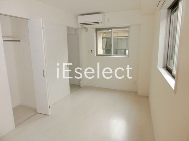 居室・リビング　インターネット無料のお部屋です。