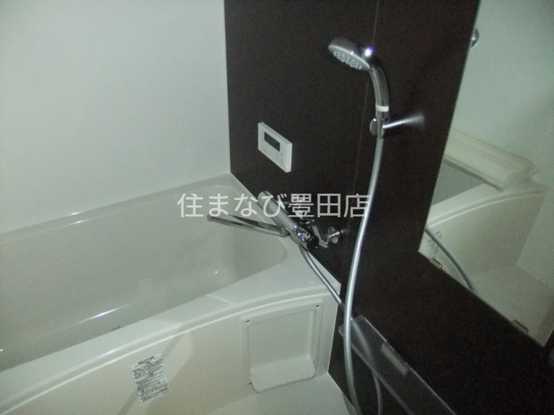 バス・シャワールーム　同型別部屋写真