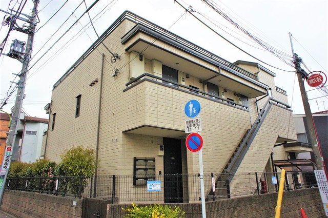建物外観　お出かけらくらく★小田急線　下北沢駅　徒歩１分の好立地♪
