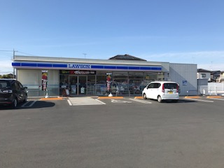 コンビニ　ローソン小山間々田店（コンビニ）まで748m