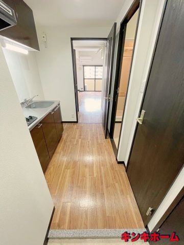 居室・リビング　写真は別のお部屋です。