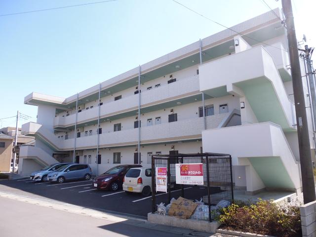 建物外観　オートロック付きマンション♪