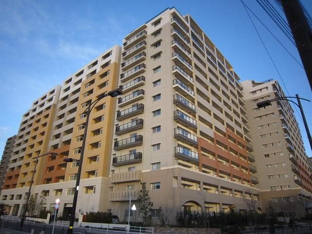 建物外観　重厚感溢れる外観