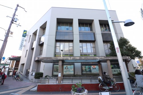 銀行　三井住友銀行城東支店（銀行）まで162m