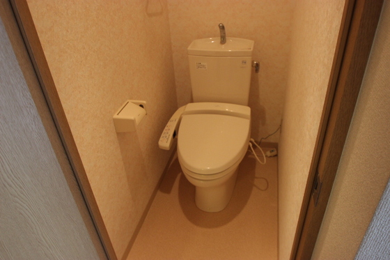トイレ　※別部屋の写真です