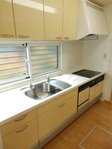 キッチン　システムキッチン（ＩＨ）
