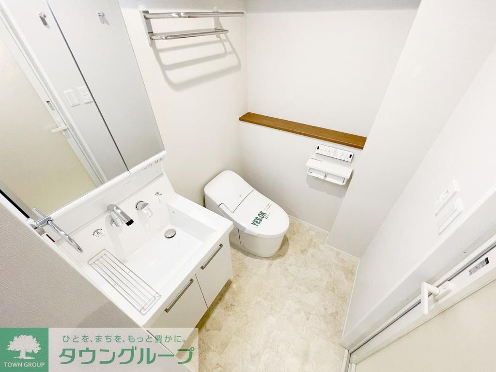 洗面設備　★朝の支度に便利な独立洗面台★