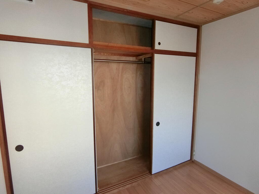 収納　洋室2のクローゼット