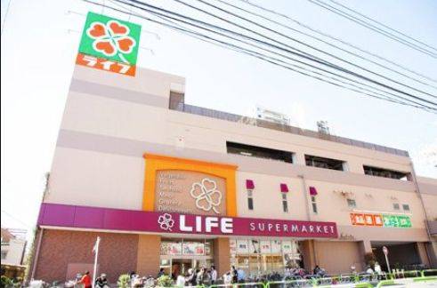 スーパー　リブレ京成LaLaテラス南千住店（スーパー）まで682m