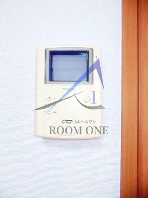 セキュリティ　モニター付きインターホンです。