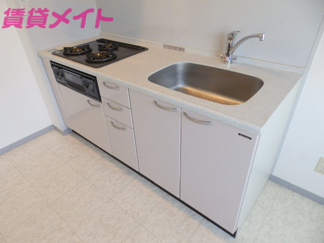 キッチン　反転タイプ参考写真