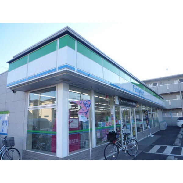 コンビニ　ファミリーマートふじみ野駒林店（コンビニ）まで909m