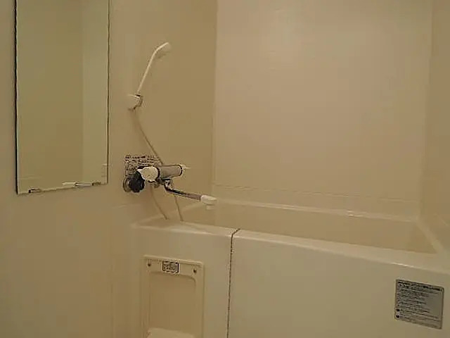 バス・シャワールーム　※同タイプ参考写真