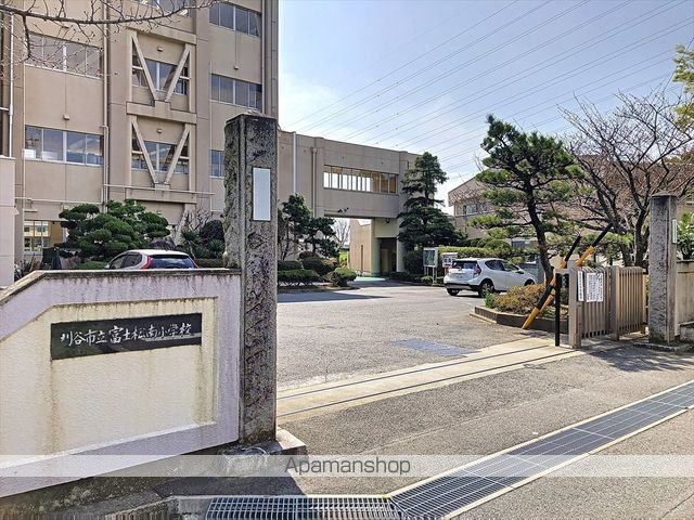 小学校　富士松南小学校（小学校）まで683m