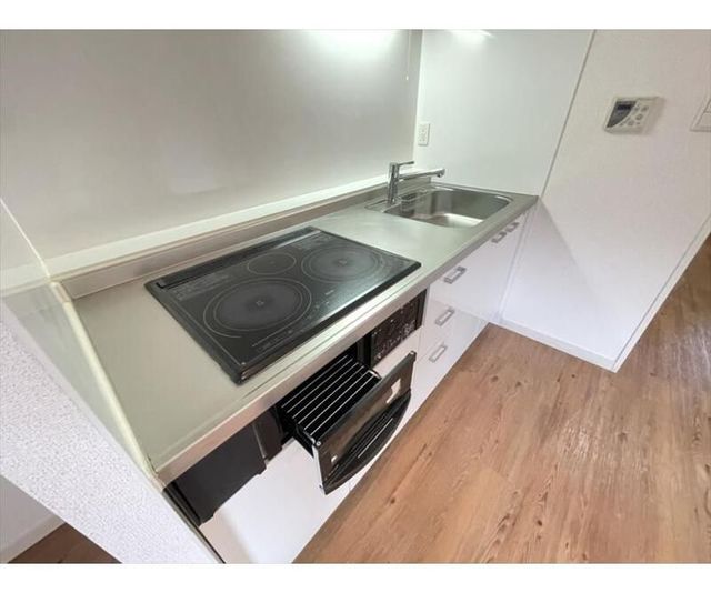 キッチン　※別部屋参考写真