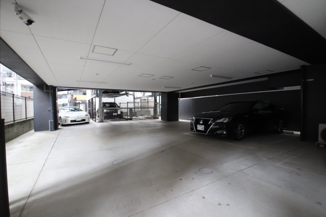 駐車場　駐車スペースもあります