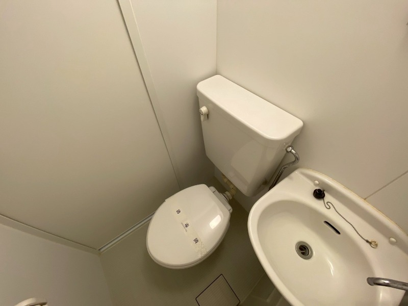 トイレ　清潔感があり安心して使用できるトイレになっておりました。