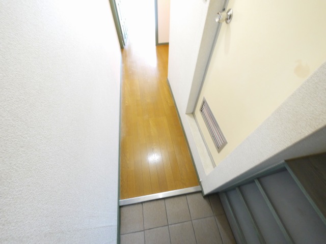玄関　明るい玄関です