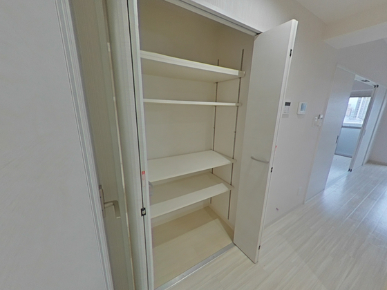 収納　※別部屋の写真です