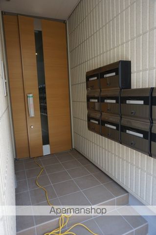 地下鉄谷町線 中崎町駅 徒歩5分 4階建 築12年の外観写真