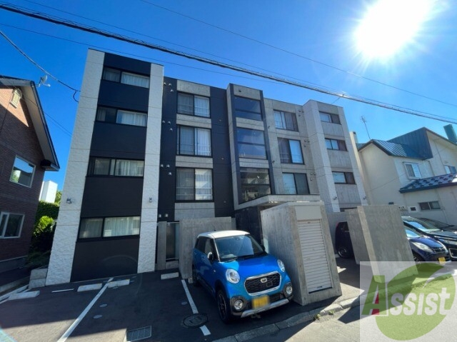 建物外観　札幌市北区麻生町「ＥＳＴＯＲ麻生」