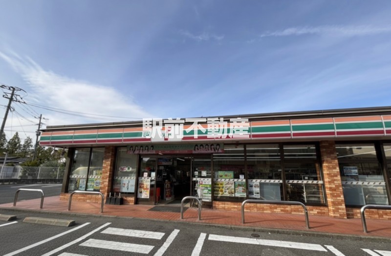 コンビニ　セブンイレブン佐賀天神2丁目店（コンビニ）まで400m