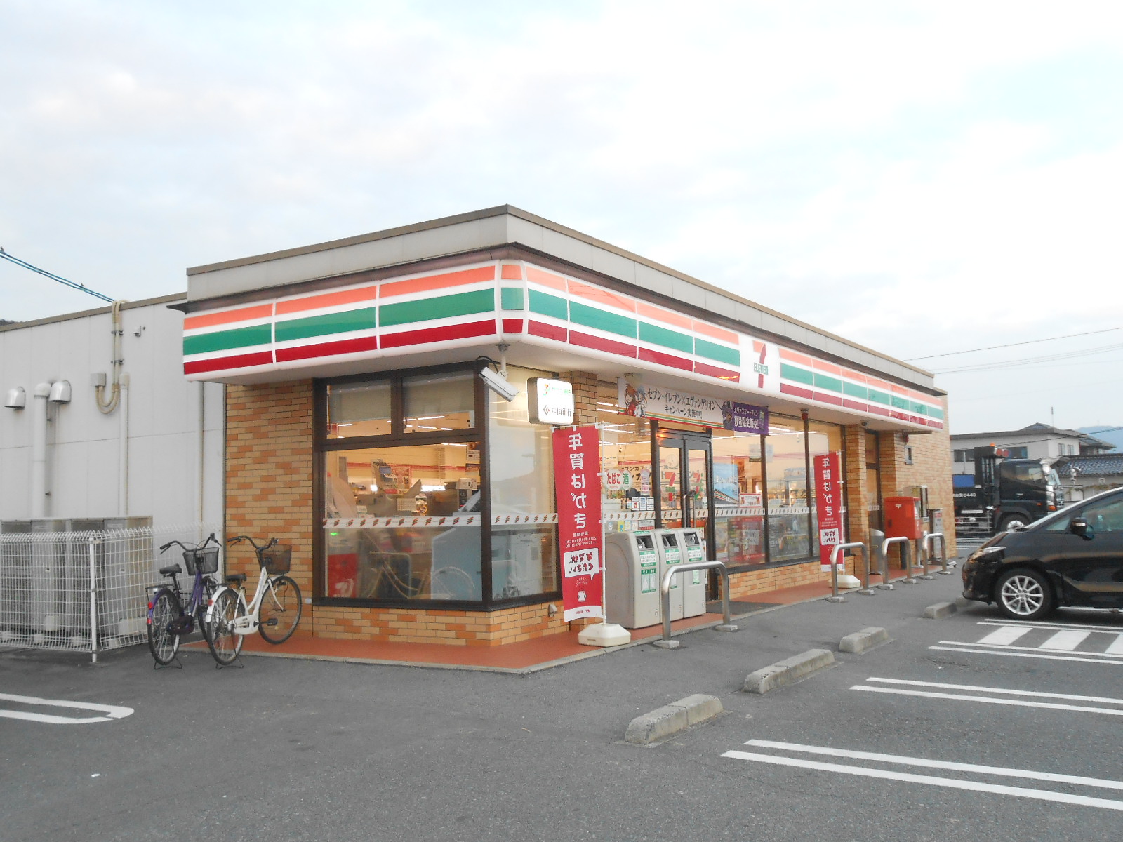 コンビニ　セブンイレブン倉敷玉島上成店（コンビニ）まで583m