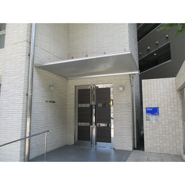 エントランス　キルンズ博多駅南
