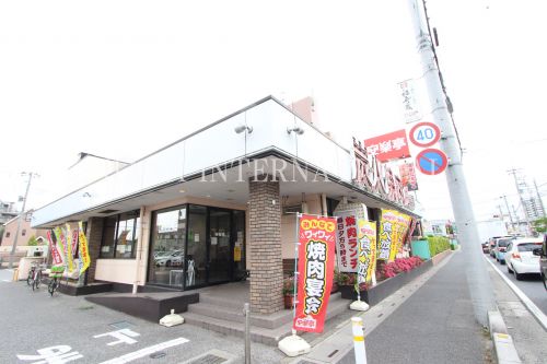 飲食店　安楽亭 吉川店（飲食店）まで422m