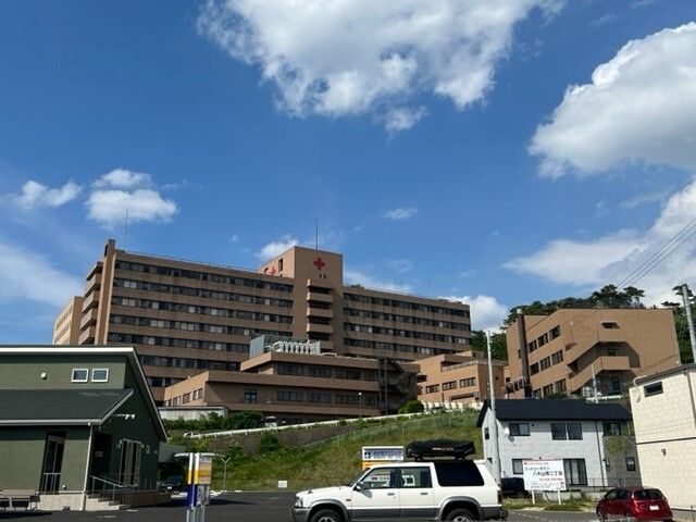 病院　赤十字病院（病院）まで700m