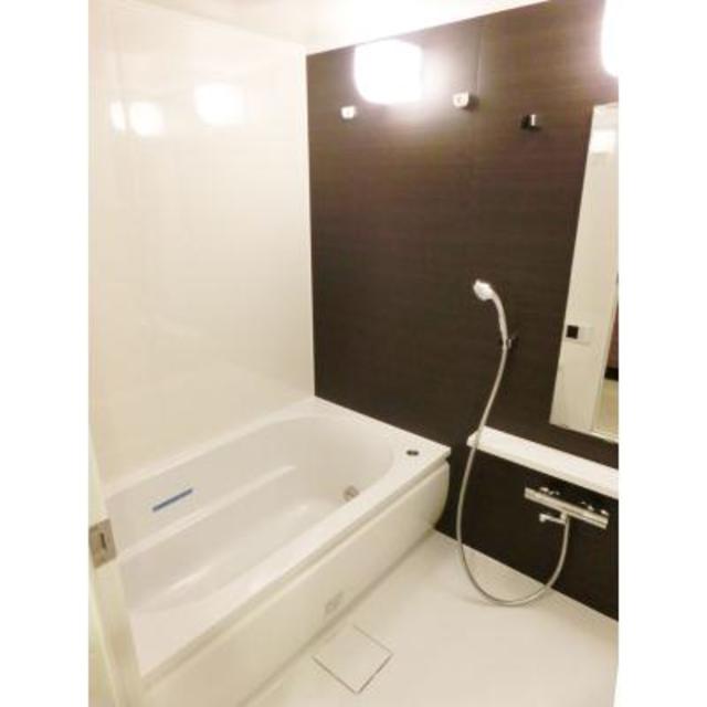バス・シャワールーム　※写真は同タイプ住戸です。