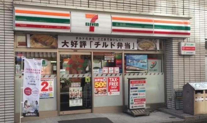 コンビニ　セブンイレブン 水天宮前店（コンビニ）まで129m