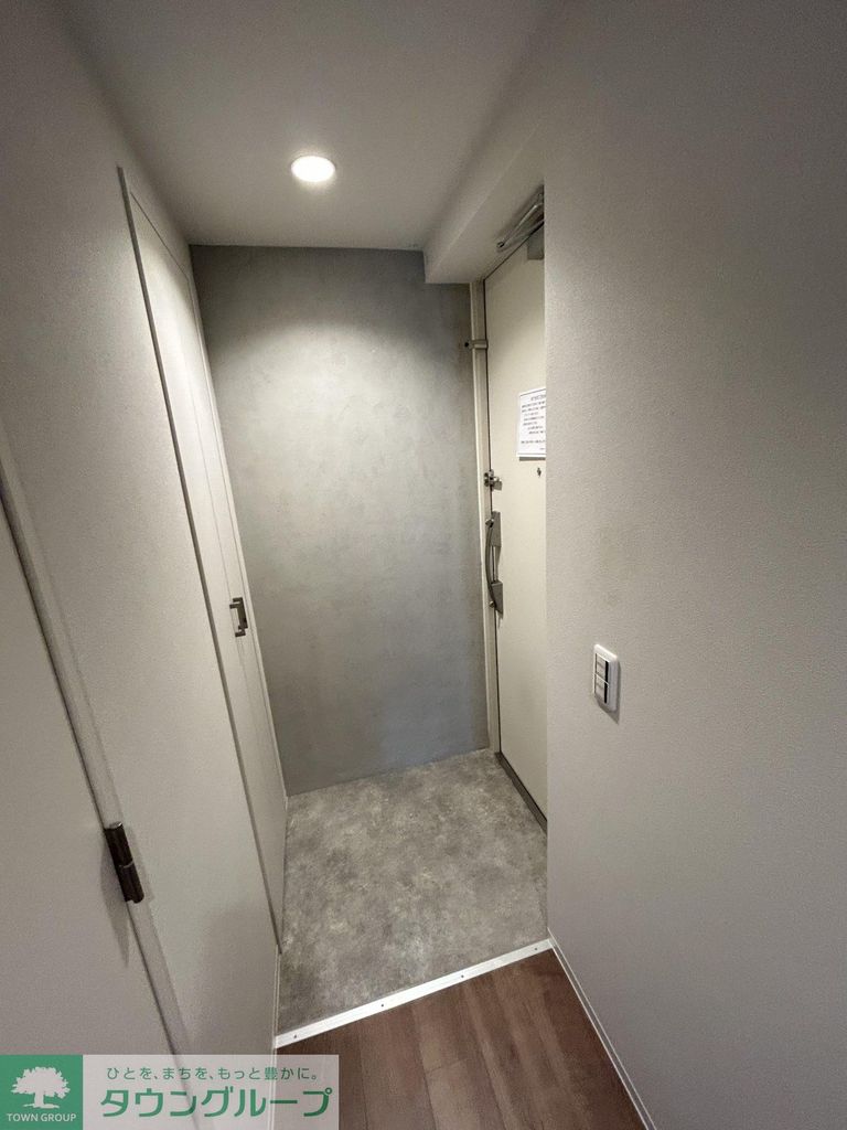 玄関　設備