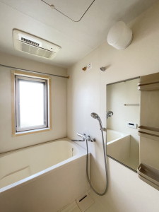 バス・シャワールーム　＊別部屋参考写真